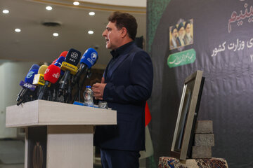نشست خبری علی زینی‌وند، معاون سیاسی و سخنگوی وزارت کشور