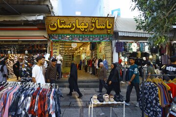 سیاه‌پوشی بازار همدان در ماه محرم