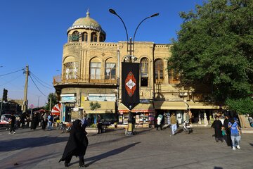 سیاه‌پوشی بازار همدان در ماه محرم