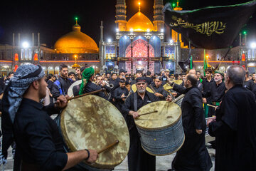 دسته‌ی عزاداری «مشق شمشیر» در قم