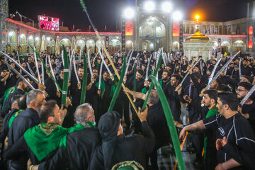 دسته‌ی عزاداری «مشق شمشیر» در قم
