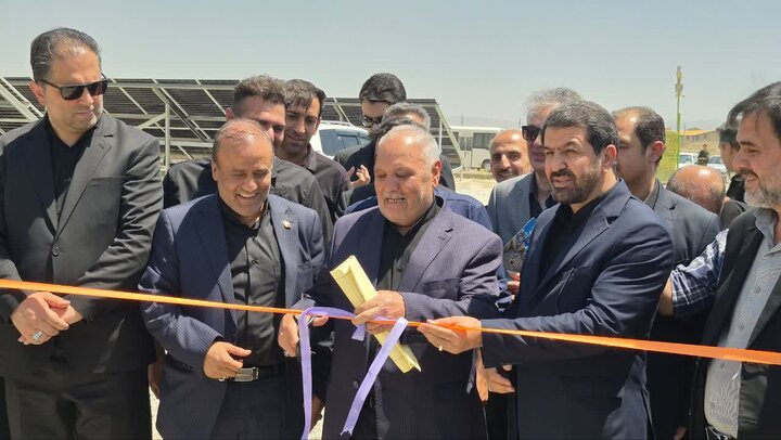 افتتاح نیروگاه خورشیدی ۲ مگاواتی در ملایر