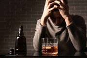 چگونه ترس از علائم فیزیکی اضطراب می‌تواند زمینه‌ساز اعتیاد شود؟