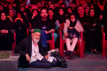 عزاداری شب پنجم محرم در امامزاده صالح (ع)