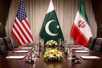 تحلیلگر سیاسی: باید مثل چین و هند، به سمت صلح تاکتیکی با آمریکا برویم 