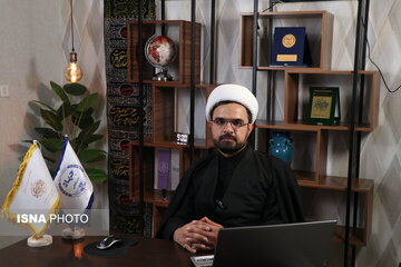 استاد حوزه و دانشگاه: عزاداری، موتور محرک شیعه در عصر غیبت + ویدئو
