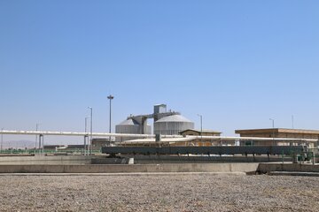 بازدید اصحاب رسانه از تصفیه خانه فاضلاب شهر همدان
