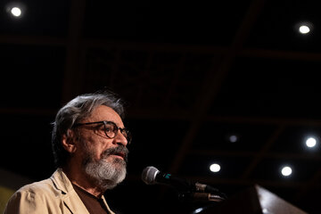 سخنرانی حسین علیزاده در شب «استیون بلام» پژوهشگر موسیقی ایرانی