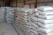 کشف بیش از ۵۸ تن سیمان احتکاری در بندر انزلی