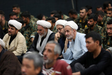 عزاداری شب هفتم محرم در مرقد رهبر فقید انقلاب