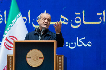 سخنرانی مسعود پزشکیان، رئيس جمهور در گرامیداشت روز ملی اصناف