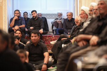 روضه‌خوانی سنتی در بیت سومین شهید محراب «آیت الله صدوقی» - یزد