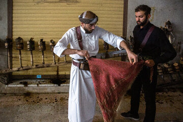 آیین سنتی "مشعل گردانی" در شب هشتم محرم الحرام - قم