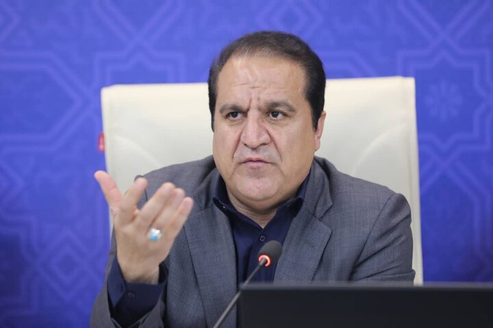 استاندار: گمرک ایران با رویه کولبری در ایلام موافقت کرد