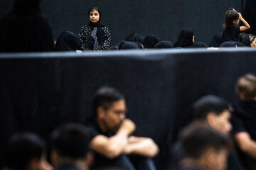 عزاداری شب هشتم محرم در مرقد رهبر فقید انقلاب