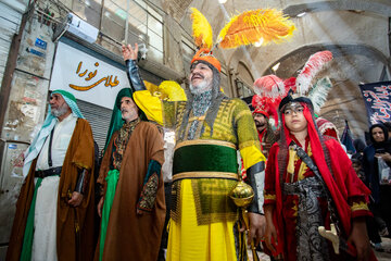  تعزیه‌ سیار بازار اراک هر ساله در روز هشتم ماه محرم، در مجموعه بازار سرپوشیده اراک برگزار می‌شود. 