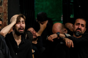 مراسم عزاداری در حسینیه سادات اخوی تهران