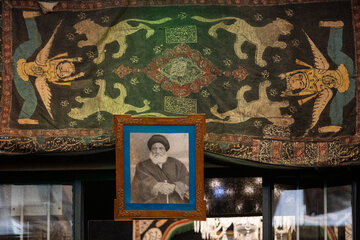 مراسم عزاداری در حسینیه سادات اخوی تهران