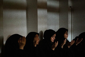 مراسم عزاداری در حسینیه سادات اخوی تهران