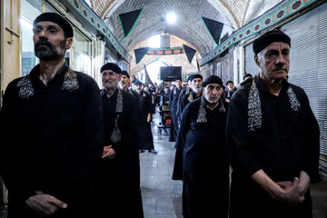 آغاز مراسم عزاداری هیئات حسینی در بازار تبریز
