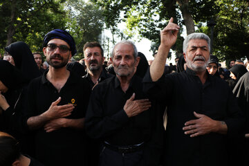 عزاداری پر شور زنجانی ها در یوم العباس
