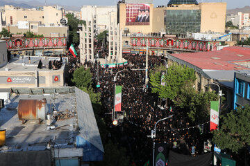 عزاداری پر شور زنجانی ها در یوم العباس