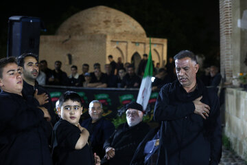اجتماع عزاداران حسینی - بقعه شیخ امین الدین جبرئیل اردبیل