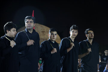 اجتماع عزاداران حسینی - بقعه شیخ امین الدین جبرئیل اردبیل