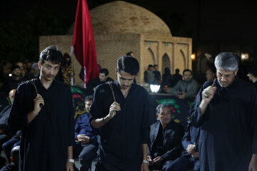 اجتماع عزاداران حسینی - بقعه شیخ امین الدین جبرئیل اردبیل