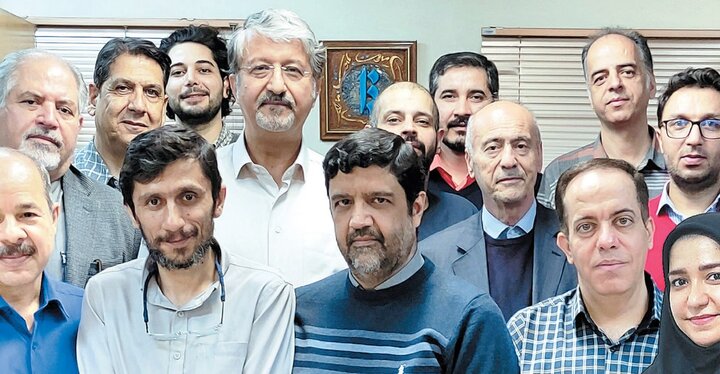 میراث‌بانِ نستوهِ فرهنگ ایران