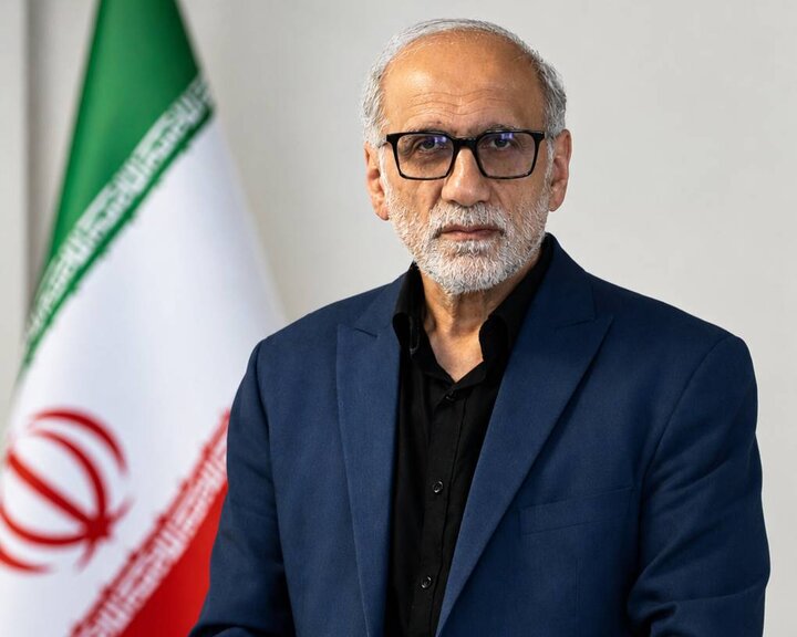 نماینده وزارت بهداشت در مراسم تشیع رهبر شهید منصوب شد