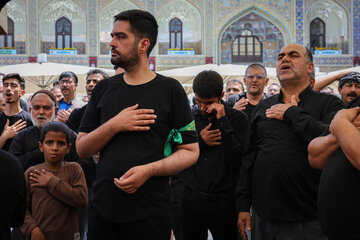 مراسم عزاداری تاسوعای حسینی در حرم مطهر رضوی