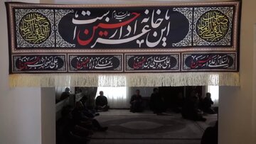 عشق در آستانه خانه‌ها/ تداوم میراث عاشورایی در روضه‌های خانگی
