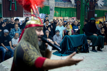 تعزیه‌ امام حسین (ع) در تکیه‌ تاریخی تجریش