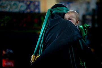 تعزیه‌ امام حسین (ع) در تکیه‌ تاریخی تجریش