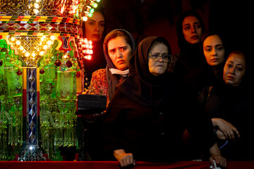 تعزیه‌ امام حسین (ع) در تکیه‌ تاریخی تجریش