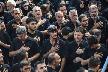 آیین سنتی نخل گردانی تاسوعای حسینی - سمنان