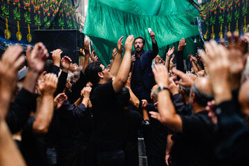 عزاداری تاسوعای حسینی در بازار تهران