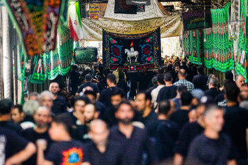 عزاداری تاسوعای حسینی در بازار تهران