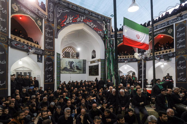 هفت دور در مدار عشق؛ روایت آیین «حسین حسین» در  بشرویه
