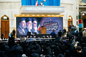 عزاداری شب عاشورا در حرم امام خمینی(ره)