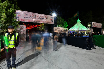 مراسم عزاداری شب عاشورا حسینی - اصفهان
