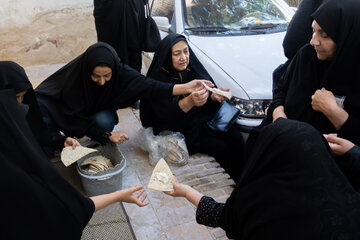 مراسم عزاداری عاشورا در امامزاده ماستی - اصفهان