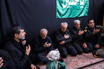 عزاداری تاسوعای حسینی با حضور رییس جمهور- سهند