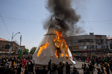 مراسم سنتی خیمه سوزان ظهر عاشورا - تهران