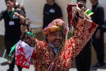 مراسم سنتی خیمه سوزان ظهر عاشورا - تهران