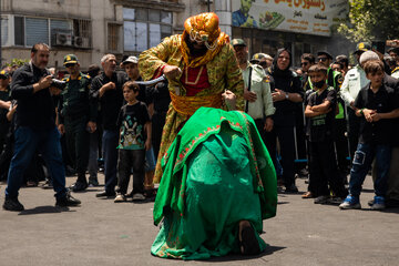 مراسم سنتی خیمه سوزان ظهر عاشورا - تهران