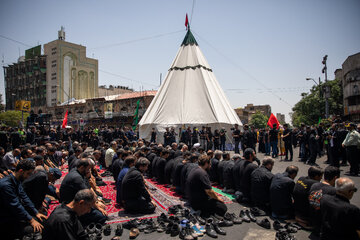 مراسم سنتی خیمه سوزان ظهر عاشورا - تهران