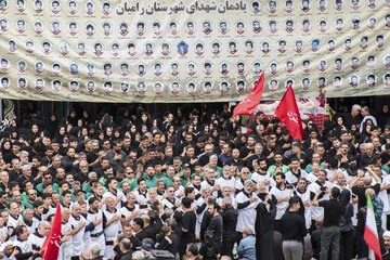 مراسم آئینی سینه زنی کمر به کمر - شهرستان رامیان