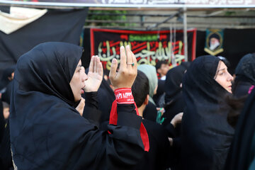 مراسم آیینی خیمه سوزان عصر عاشورا - کرمانشاه